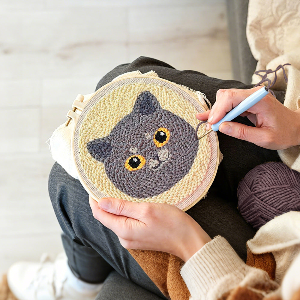 Creating handmade cute grey cat punch needle artwork