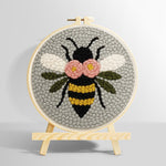 Flying bee punch needle kit for beginners