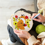 Creating handmade fox and flowers punch needle artwork