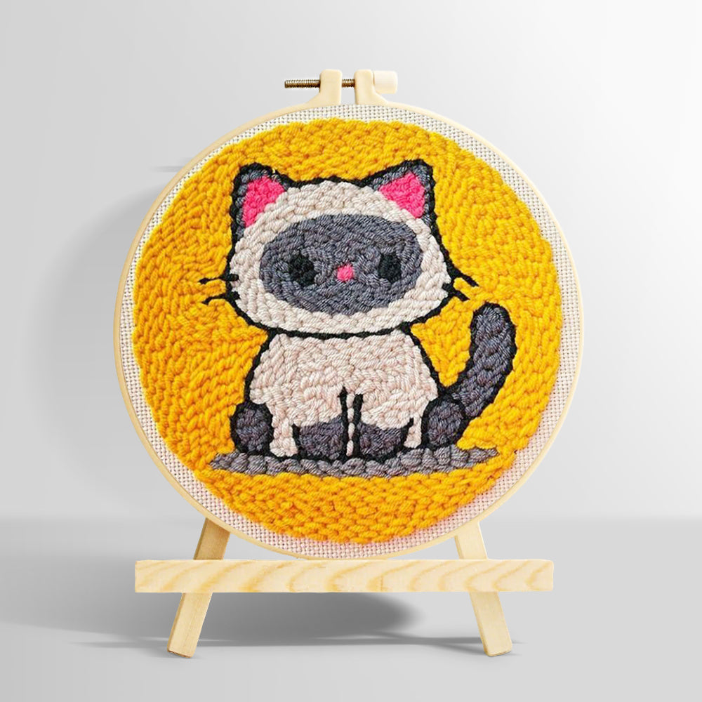 Sitting kitten punch needle kit for beginners