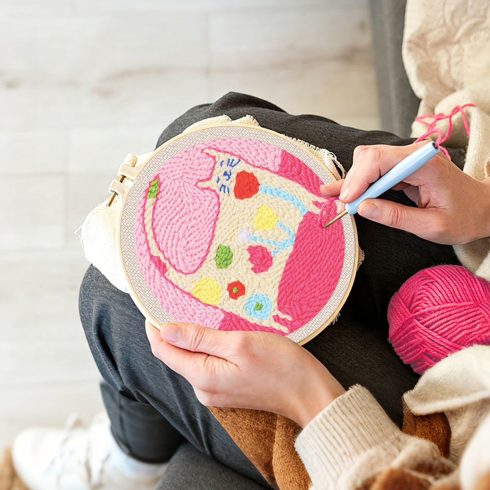 Creating handmade warm and lovely flower cat punch needle artwork